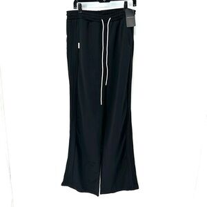 Sumwon NWT women’s oversized flared pants medium